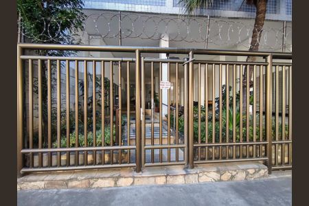 Apartamento à venda com 45m², 1 quarto e 1 vagaFachada e portaria