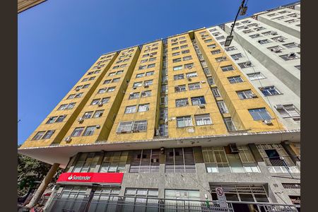 Apartamento à venda com 39m², 1 quarto e sem vaga Apartamento à venda com 39m², 1 quarto e sem vagaFachada