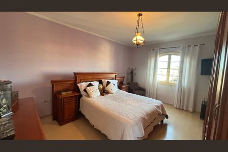 Casa para alugar com 198m², 3 quartos e 2 vagas Casa para alugar com 198m², 3 quartos e 2 vagasQuarto 1