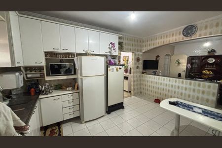 Casa para alugar com 198m², 3 quartos e 2 vagas Casa para alugar com 198m², 3 quartos e 2 vagasCozinha
