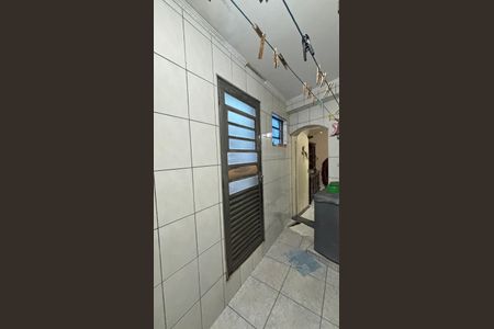 Casa para alugar com 198m², 3 quartos e 2 vagas Casa para alugar com 198m², 3 quartos e 2 vagasÁrea de Serviço