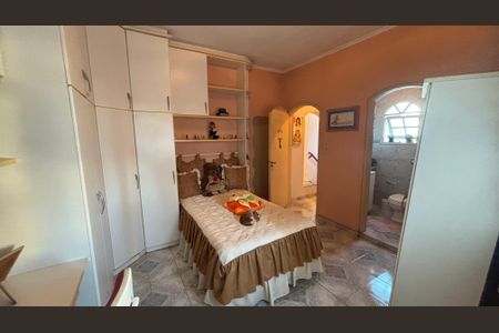 Casa para alugar com 198m², 3 quartos e 2 vagas Casa para alugar com 198m², 3 quartos e 2 vagasSuíte