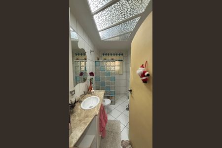 Casa para alugar com 198m², 3 quartos e 2 vagas Casa para alugar com 198m², 3 quartos e 2 vagasBanheiro