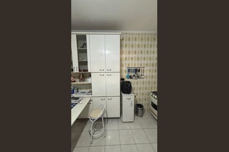 Casa para alugar com 198m², 3 quartos e 2 vagas Casa para alugar com 198m², 3 quartos e 2 vagasCozinha
