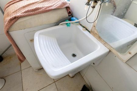 Banheiro de kitnet/studio à venda com 1 quarto, 30m² em Santa Ifigênia, São Paulo