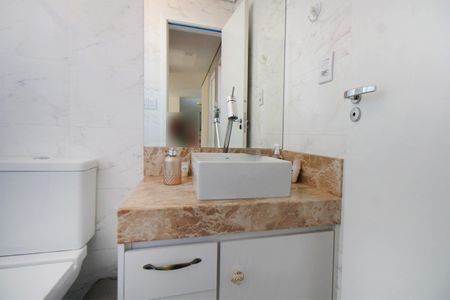 Apartamento à venda com 146m², 3 quartos e 4 vagasBanheiro