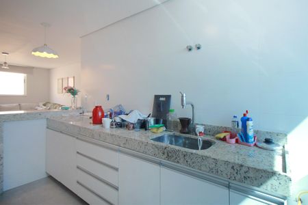 Apartamento à venda com 146m², 3 quartos e 4 vagasCozinha