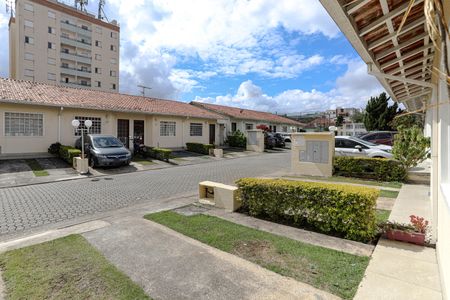 Casa de condomínio para alugar com 90m², 2 quartos e 2 vagasFachada