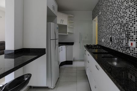 Casa de condomínio para alugar com 90m², 2 quartos e 2 vagasCozinha