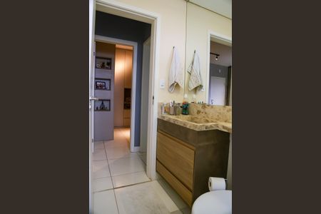 Apartamento para alugar com 52m², 2 quartos e 2 vagas Apartamento para alugar com 52m², 2 quartos e 2 vagasBanheiro Social