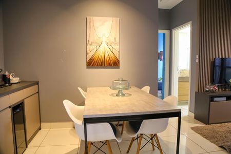 Apartamento para alugar com 52m², 2 quartos e 2 vagas Apartamento para alugar com 52m², 2 quartos e 2 vagasSala de Jantar