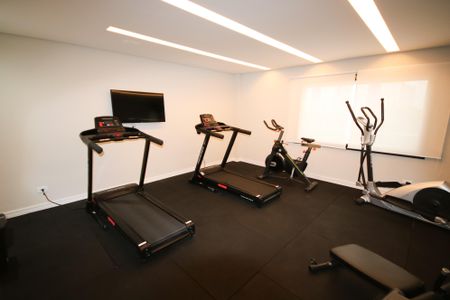 Apartamento para alugar com 65m², 2 quartos e 1 vaga Apartamento para alugar com 65m², 2 quartos e 1 vagaÁrea comum - Academia