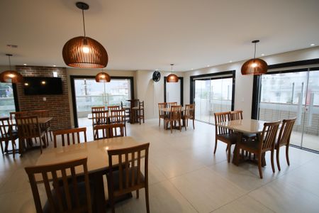 Apartamento para alugar com 65m², 2 quartos e 1 vaga Apartamento para alugar com 65m², 2 quartos e 1 vagaÁrea comum - Salão de festas