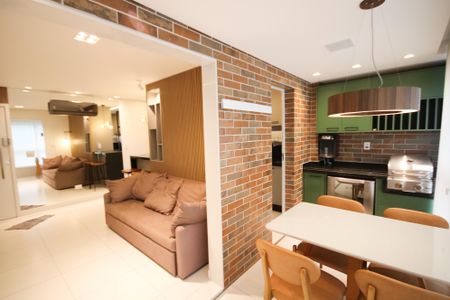 Sala de apartamento para alugar com 2 quartos, 65m² em Canto do Forte, Praia Grande