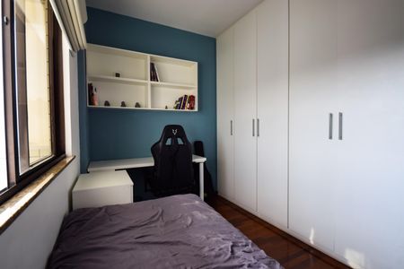 Apartamento à venda com 167m², 3 quartos e 2 vagas Apartamento à venda com 167m², 3 quartos e 2 vagasQuarto 1