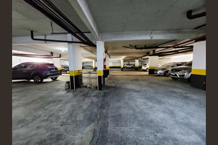 Apartamento à venda com 167m², 3 quartos e 2 vagas Apartamento à venda com 167m², 3 quartos e 2 vagasGaragem