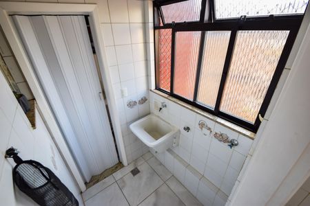 Apartamento à venda com 167m², 3 quartos e 2 vagas Apartamento à venda com 167m², 3 quartos e 2 vagasÁrea de Serviço