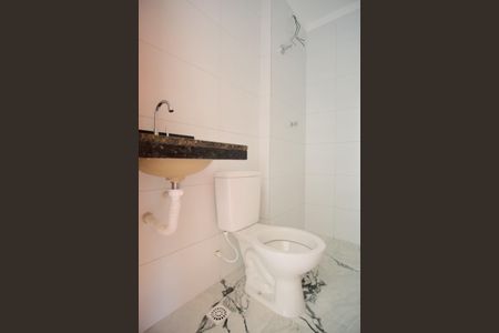 Apartamento à venda com 33m², 2 quartos e sem vagaBanheiro