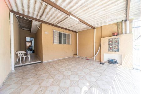 Casa à venda com 250m², 2 quartos e 2 vagasGaragem