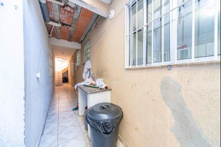 Corredor Externo de casa à venda com 2 quartos, 250m² em Jardim Jamaica, Santo André