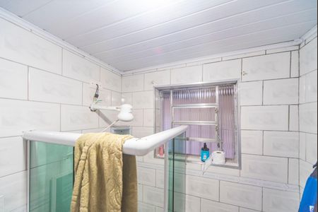 Casa à venda com 250m², 2 quartos e 2 vagasBanheiro Social