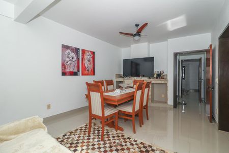 Sala de Jantar de casa à venda com 4 quartos, 390m² em Morro Santana, Porto Alegre