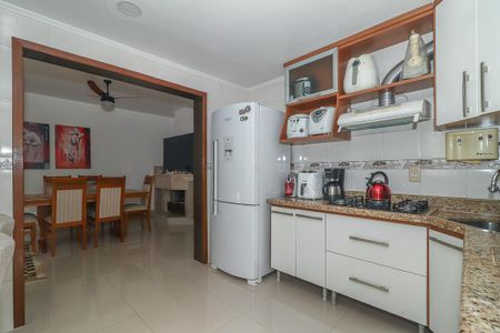 Casa à venda com 390m², 4 quartos e 4 vagasCozinha