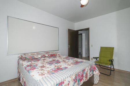 Casa à venda com 390m², 4 quartos e 4 vagasQuarto