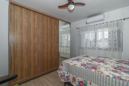 Casa à venda com 390m², 4 quartos e 4 vagasQuarto