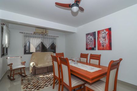 Casa à venda com 390m², 4 quartos e 4 vagasSala de Jantar