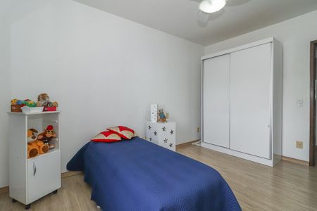 Casa à venda com 390m², 4 quartos e 4 vagasQuarto 2