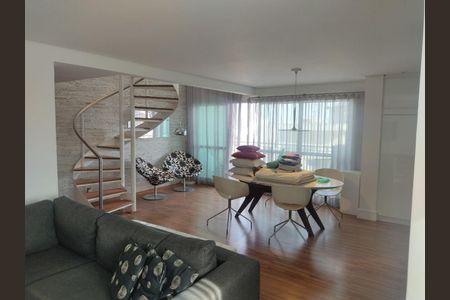Apartamento para alugar com 1 quarto, 104m² em Moema, São Paulo