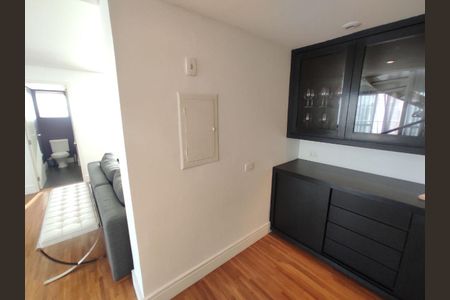 Apartamento para alugar com 1 quarto, 104m² em Moema, São Paulo