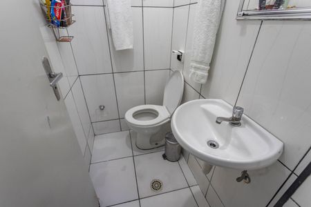 Apartamento à venda com 107m², 2 quartos e 1 vagaBanheiro de serviço 