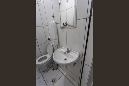 Apartamento à venda com 107m², 2 quartos e 1 vagaBanheiro de serviço 