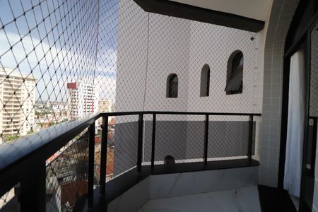 Sacada de apartamento para alugar com 1 quarto, 50m² em Centro, Uberlândia