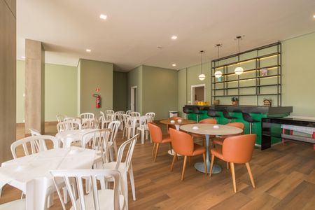 Apartamento à venda com 75m², 2 quartos e 1 vaga Apartamento à venda com 75m², 2 quartos e 1 vagaÁrea comum - Salão de festas