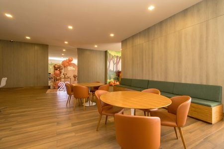 Apartamento à venda com 75m², 2 quartos e 1 vaga Apartamento à venda com 75m², 2 quartos e 1 vagaÁrea comum - Salão de festas