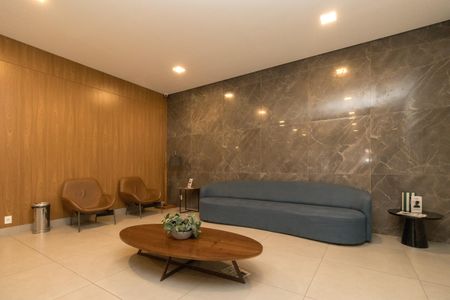 Apartamento à venda com 75m², 2 quartos e 1 vaga Apartamento à venda com 75m², 2 quartos e 1 vagaHall social