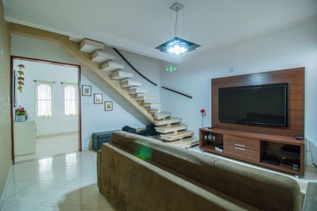 Casa à venda com 4 quartos, 205m² em Vila São José, São Paulo