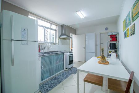 Casa à venda com 205m², 4 quartos e 2 vagas