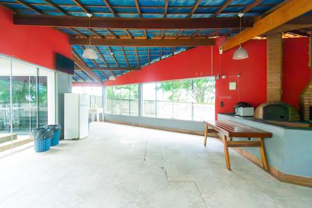 Apartamento para alugar com 50m², 2 quartos e 1 vaga Apartamento para alugar com 50m², 2 quartos e 1 vagaÁrea comum - Churrasqueira