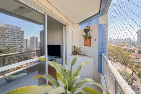 Apartamento à venda com 100m², 3 quartos e 2 vagas Apartamento à venda com 100m², 3 quartos e 2 vagasVaranda da Sala