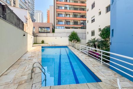 Apartamento à venda com 100m², 3 quartos e 2 vagas Apartamento à venda com 100m², 3 quartos e 2 vagasPiscina
