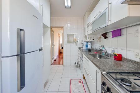 Apartamento à venda com 100m², 3 quartos e 2 vagas Apartamento à venda com 100m², 3 quartos e 2 vagasCozinha