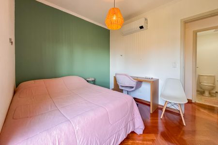 Apartamento à venda com 100m², 3 quartos e 2 vagas Apartamento à venda com 100m², 3 quartos e 2 vagasQuarto 1