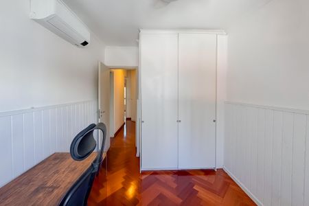 Apartamento à venda com 100m², 3 quartos e 2 vagas Apartamento à venda com 100m², 3 quartos e 2 vagasQuarto 2