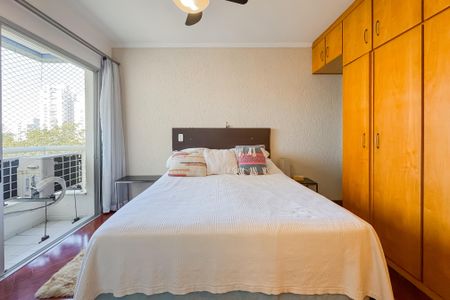 Apartamento à venda com 100m², 3 quartos e 2 vagas Apartamento à venda com 100m², 3 quartos e 2 vagasSuíte