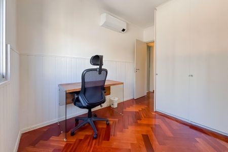 Apartamento à venda com 100m², 3 quartos e 2 vagas Apartamento à venda com 100m², 3 quartos e 2 vagasQuarto 2