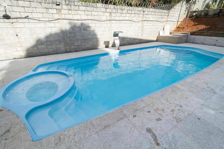 Casa à venda com 5400m², 4 quartos e 15 vagasPiscina